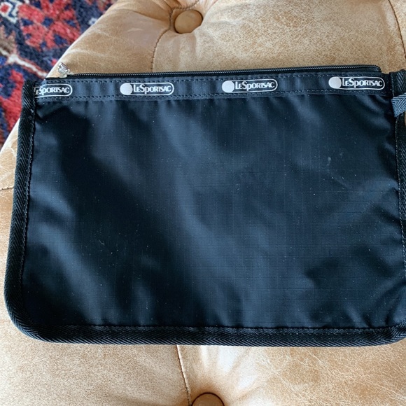 Lesportsac Travel/Tote Bag w/ Magnetic Closure - Picture 4 of 11